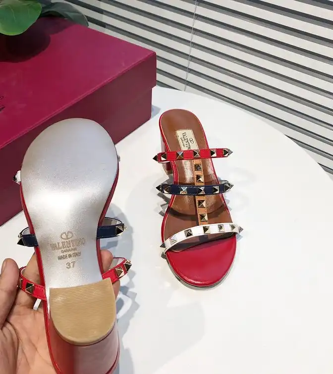 hype Valentino High Heels