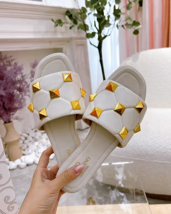 hype Valentino Slippers