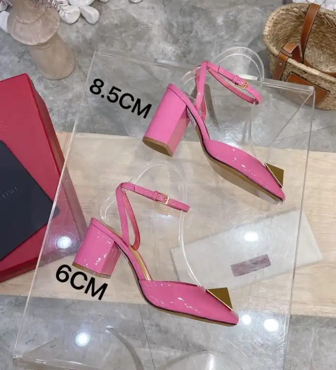 hype Valentino High Heels