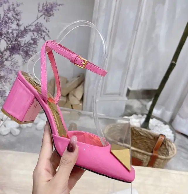 hype Valentino High Heels