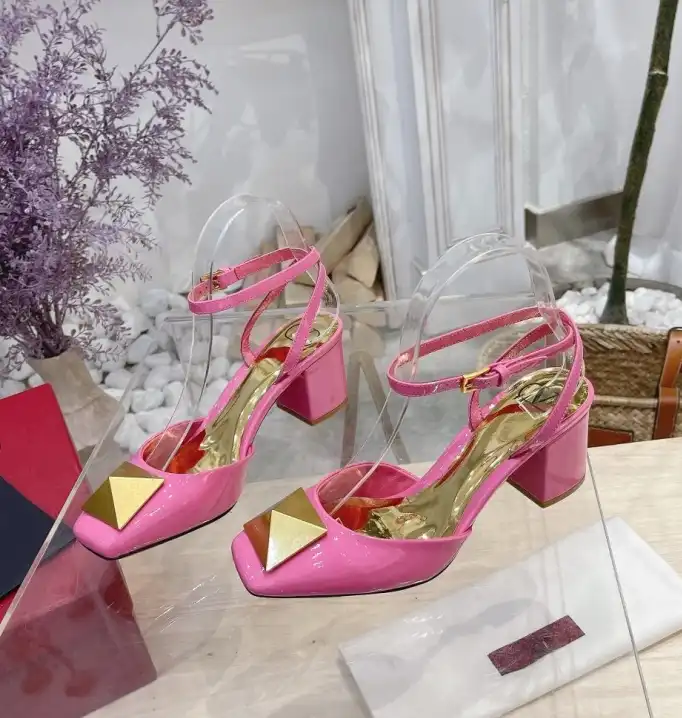 hype Valentino High Heels