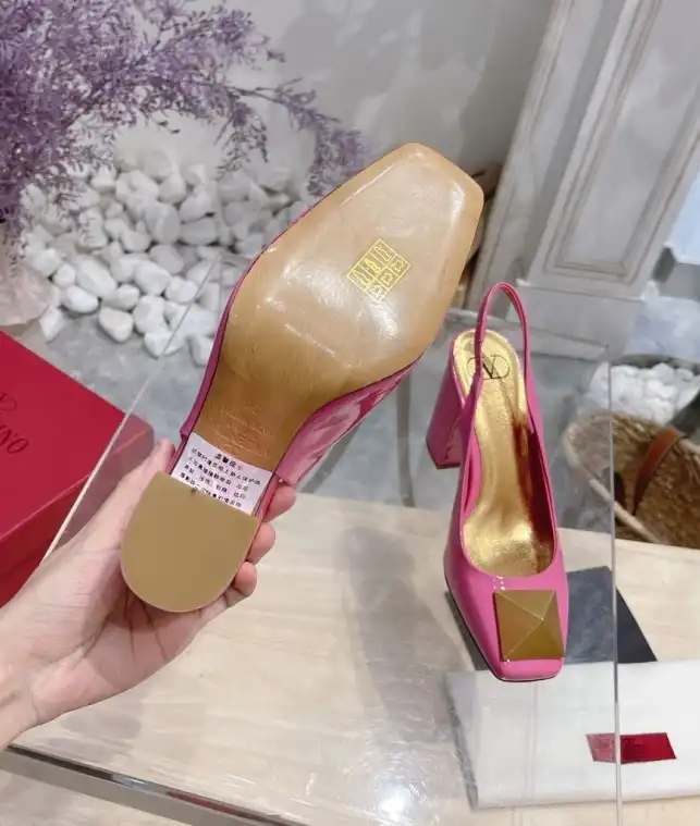 hype Valentino High Heels