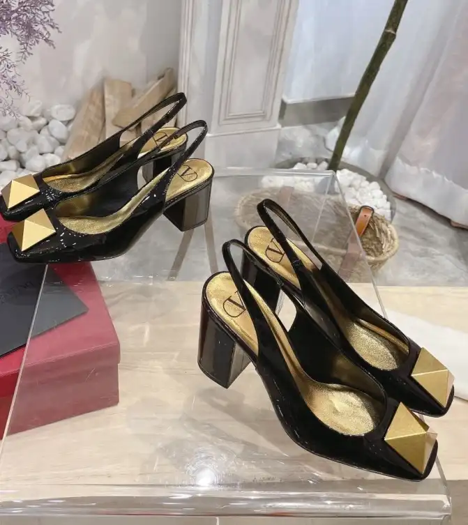 hype Valentino High Heels