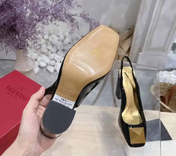 hype Valentino High Heels