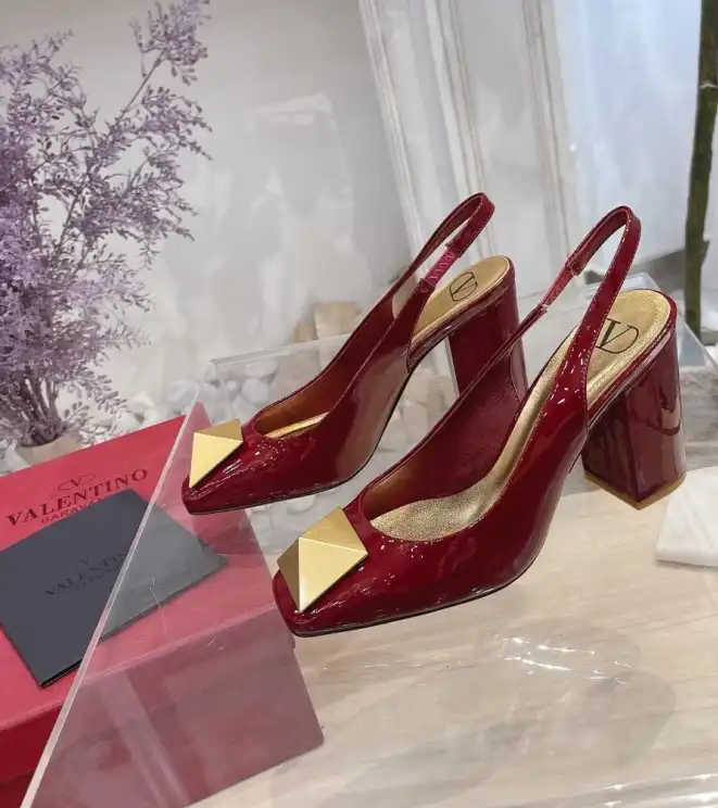 hype Valentino High Heels