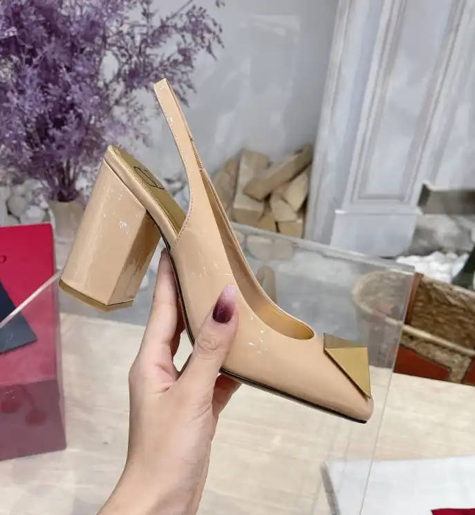 hype Valentino High Heels