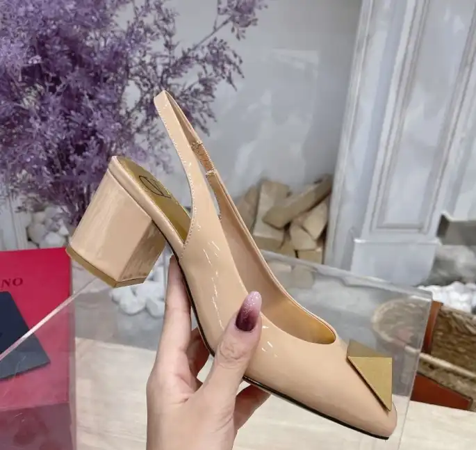 hype Valentino High Heels