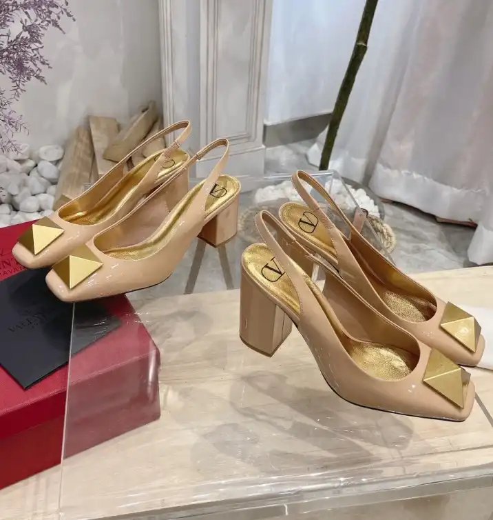 hype Valentino High Heels