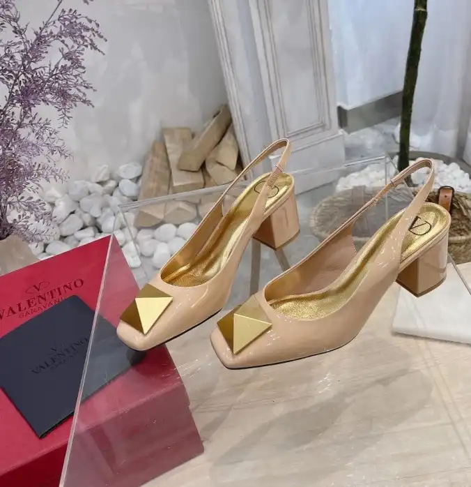 hype Valentino High Heels