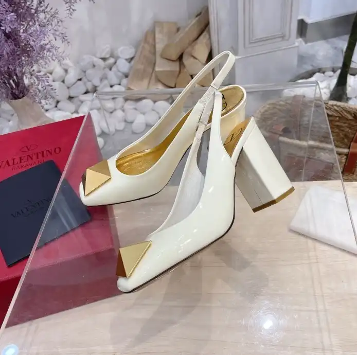 hype Valentino High Heels