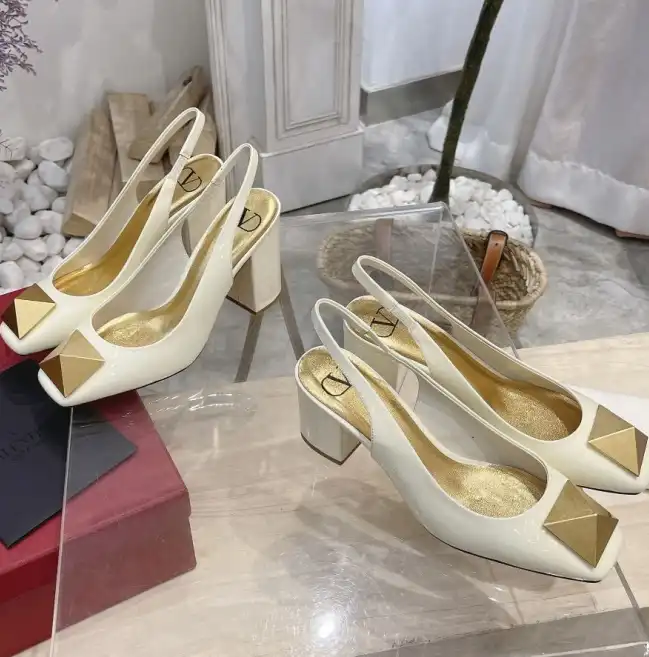 hype Valentino High Heels