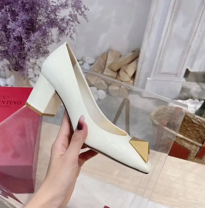 hype Valentino High Heels