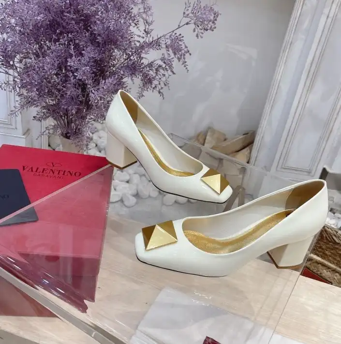 hype Valentino High Heels