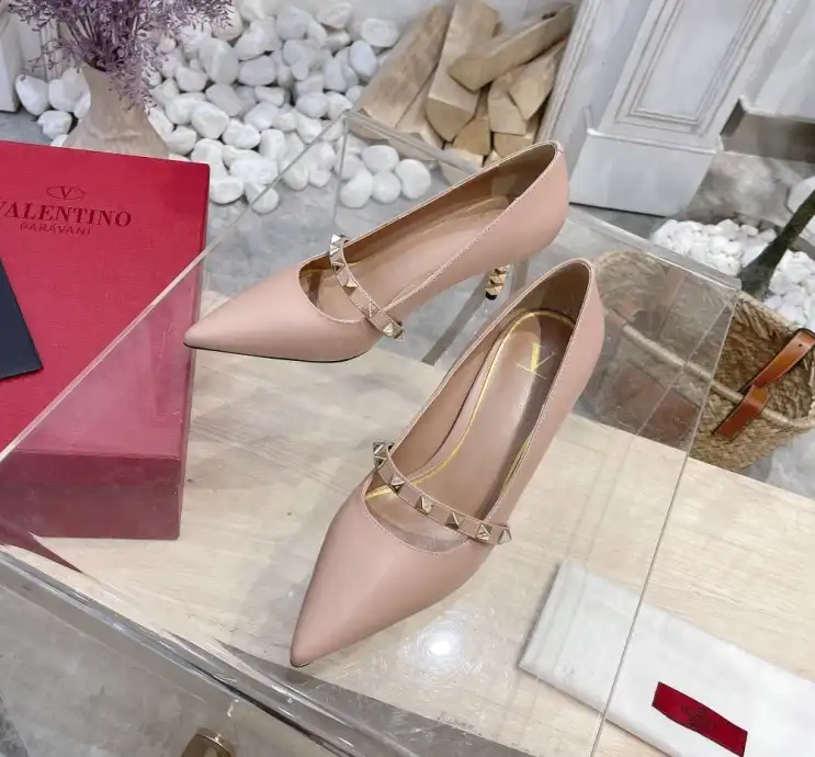 hype Valentino High Heels