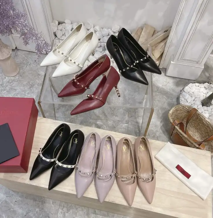 hype Valentino High Heels