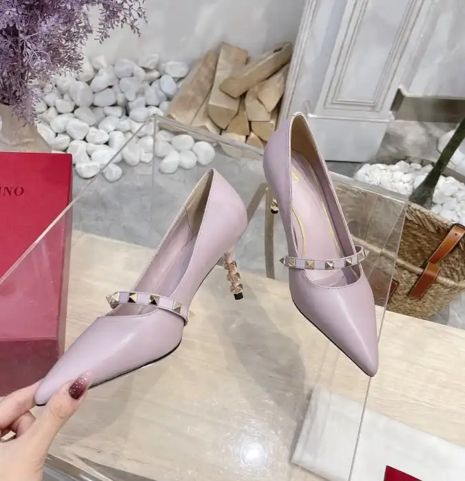 hype Valentino High Heels