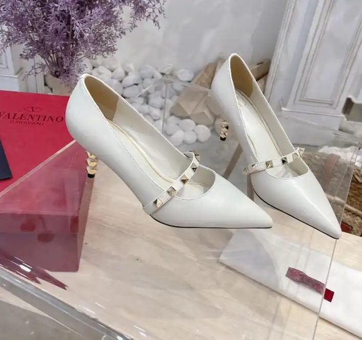 hype Valentino High Heels