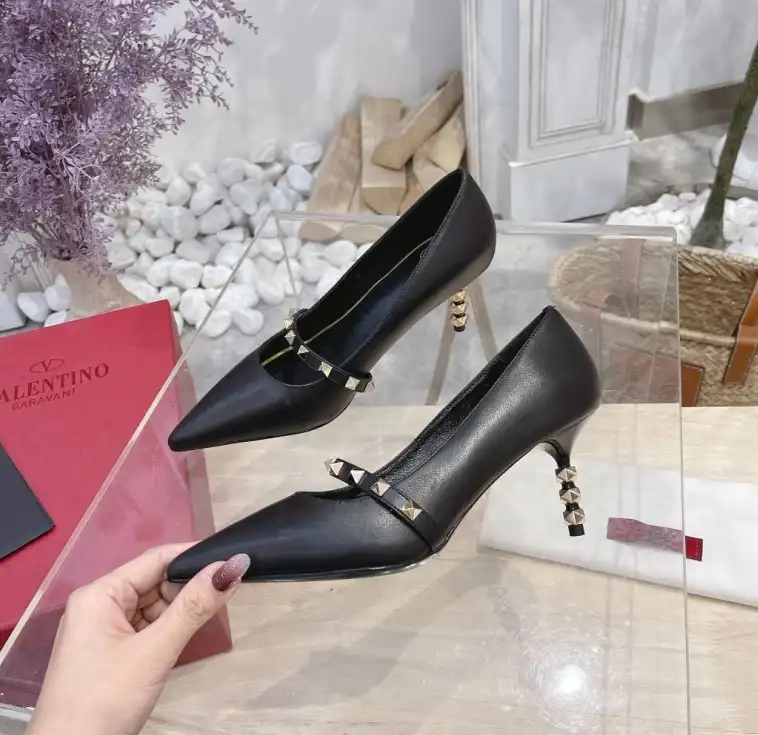 hype Valentino High Heels