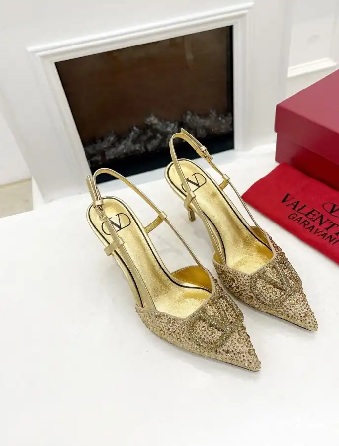 hype Valentino High Heels