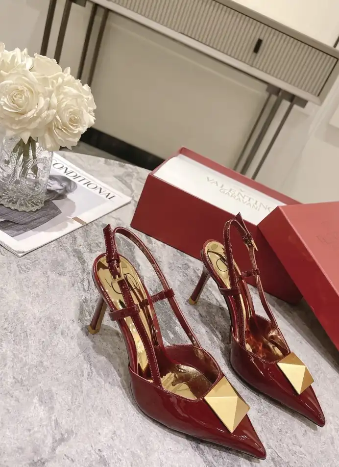 hype Valentino High Heels