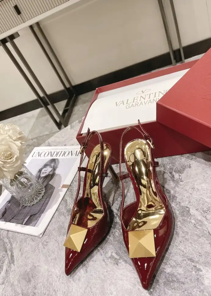 hype Valentino High Heels