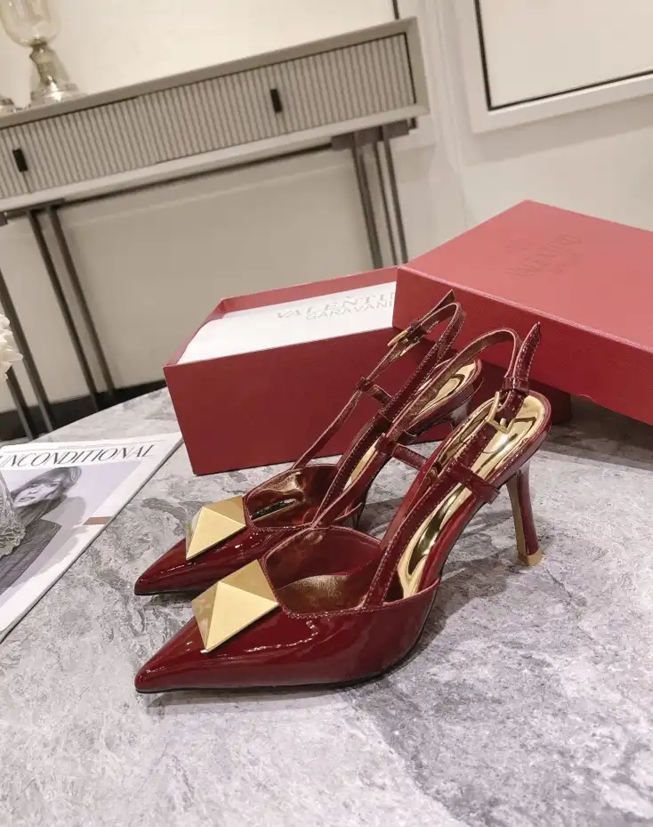 hype Valentino High Heels