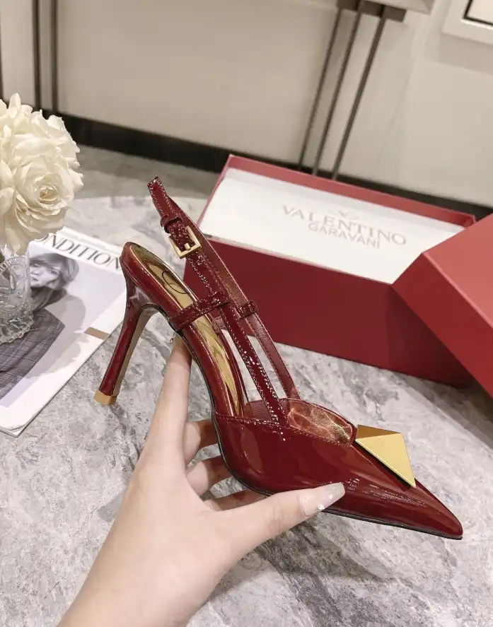 hype Valentino High Heels