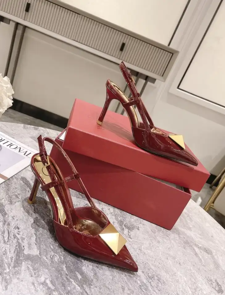 hype Valentino High Heels