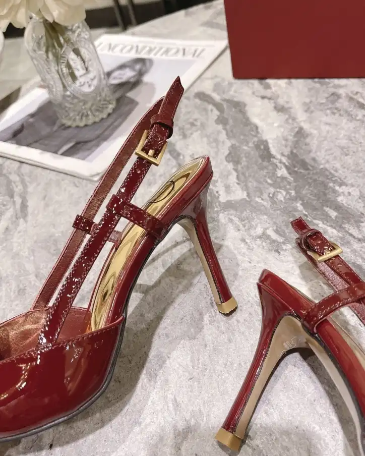 hype Valentino High Heels