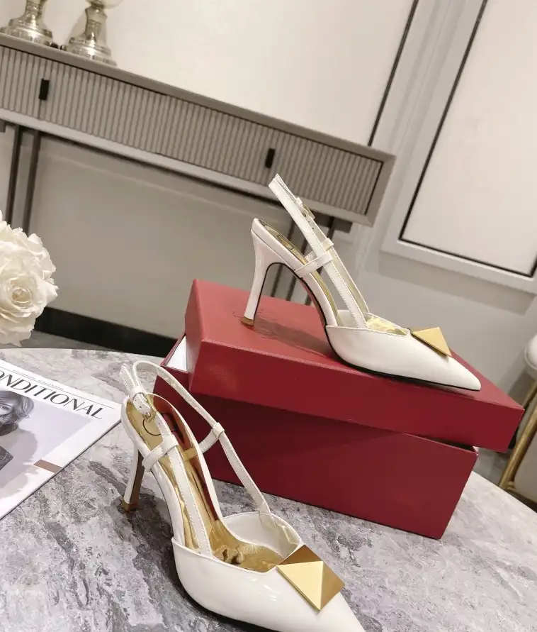 hype Valentino High Heels