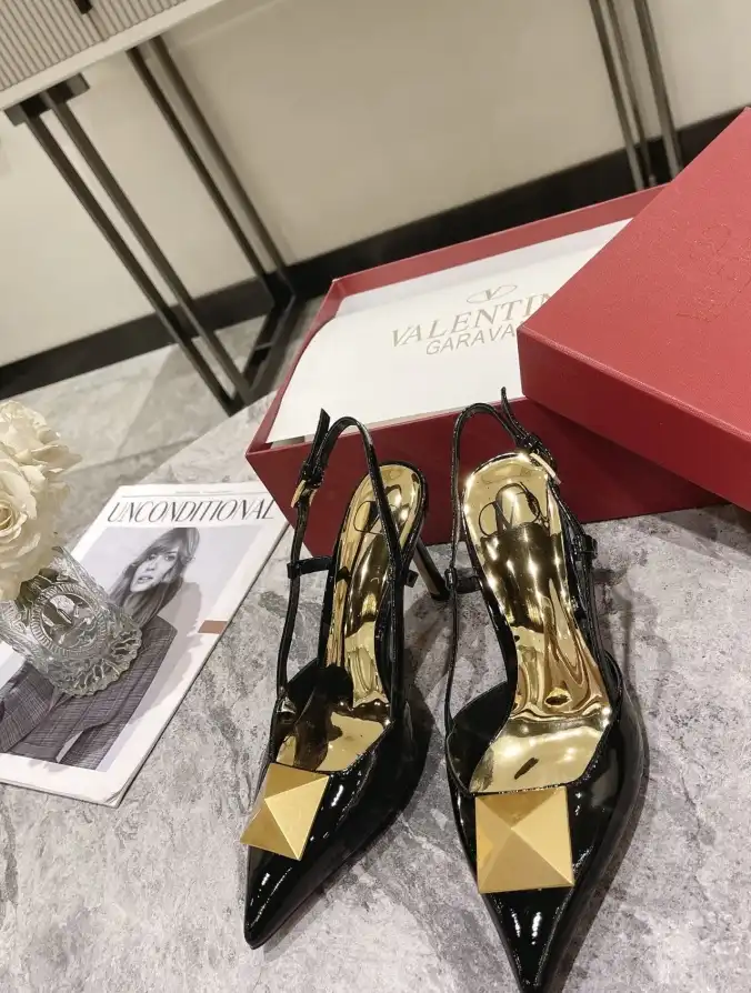 hype Valentino High Heels