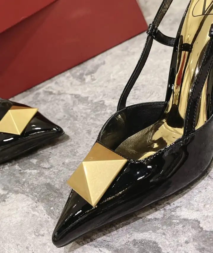 hype Valentino High Heels