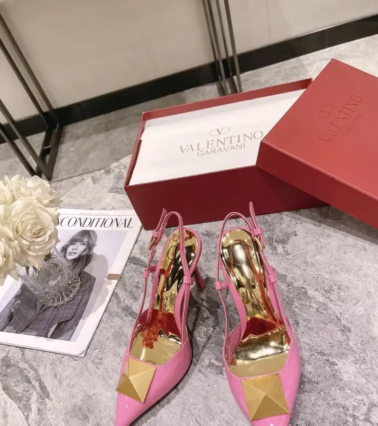 hype Valentino Sandals