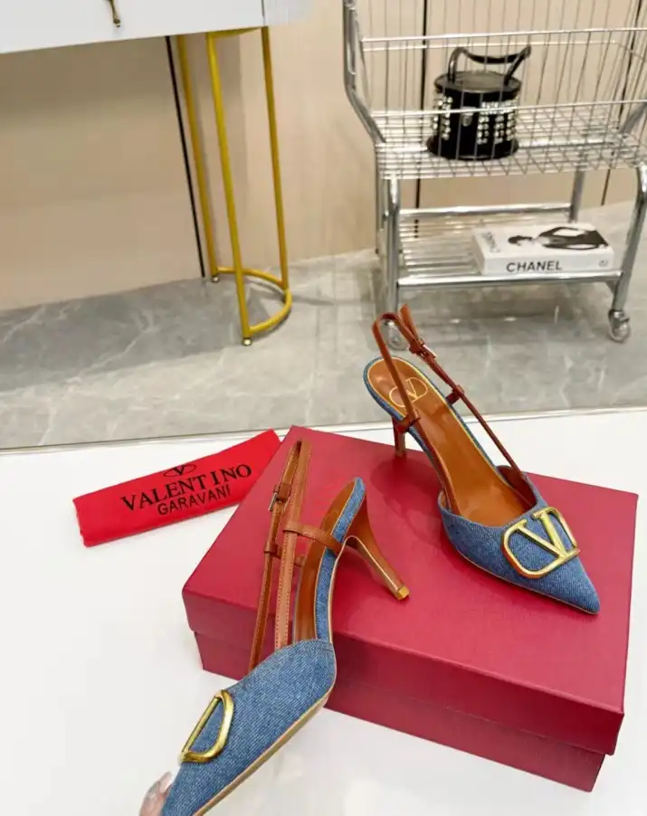 hype Valentino High Heels