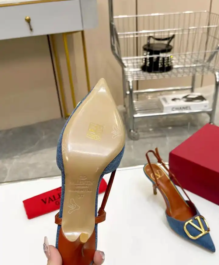 hype Valentino High Heels