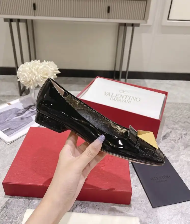 hype Valentino High Heels