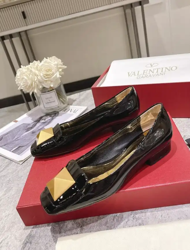 hype Valentino High Heels