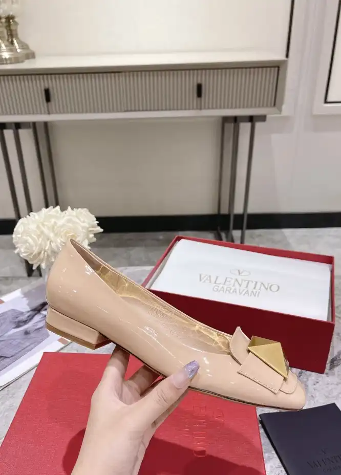 hype Valentino High Heels