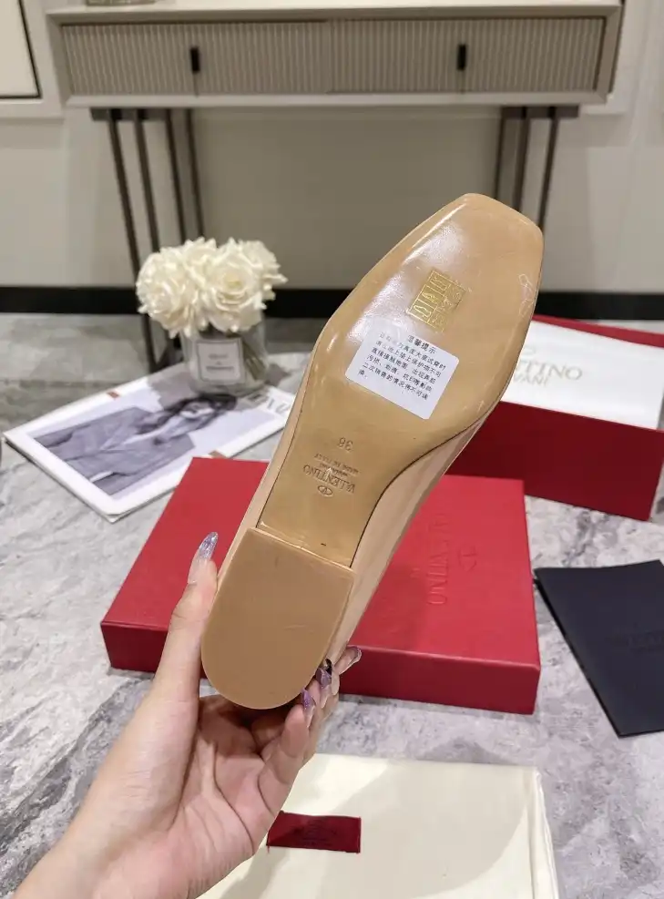 hype Valentino High Heels