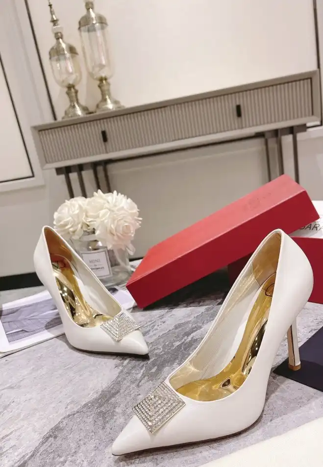 hype Valentino High Heels