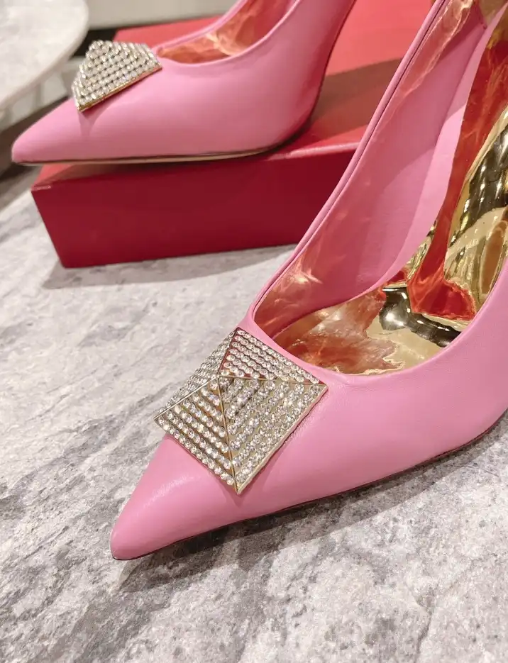 hype Valentino High Heels