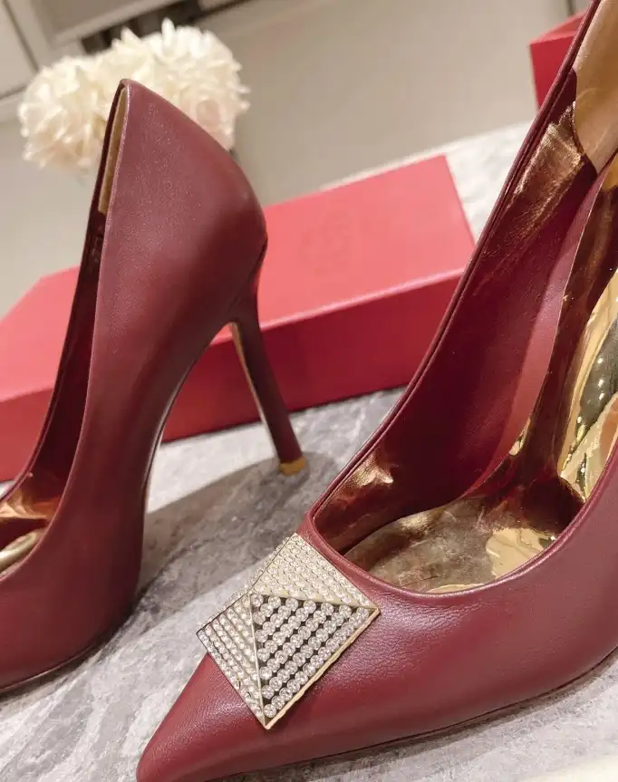 hype Valentino High Heels