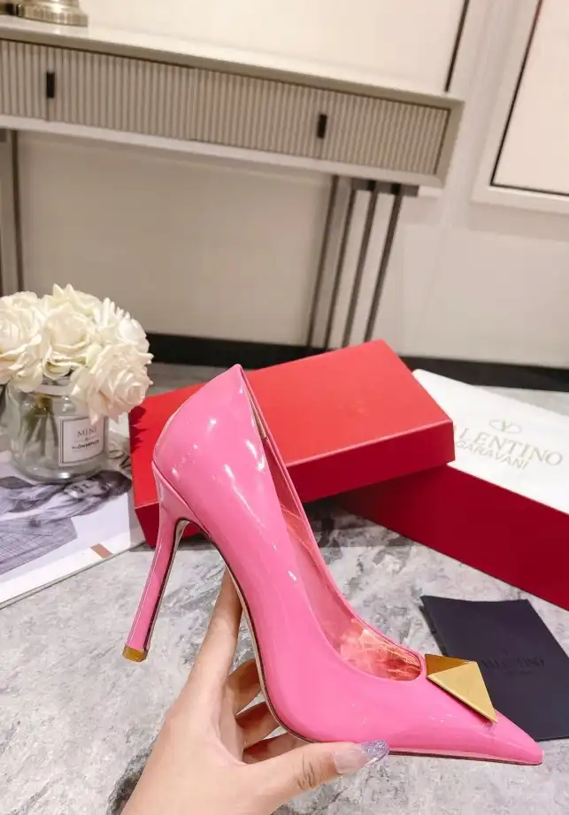 hype Valentino High Heels