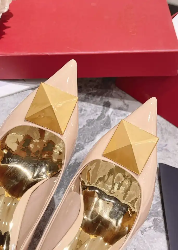 hype Valentino High Heels