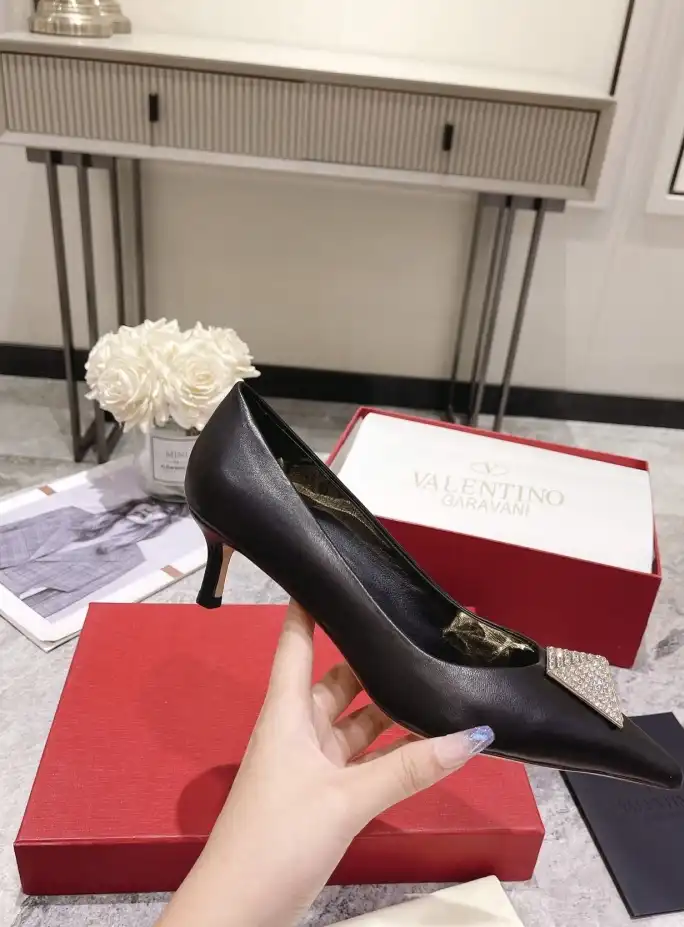 hype Valentino High Heels