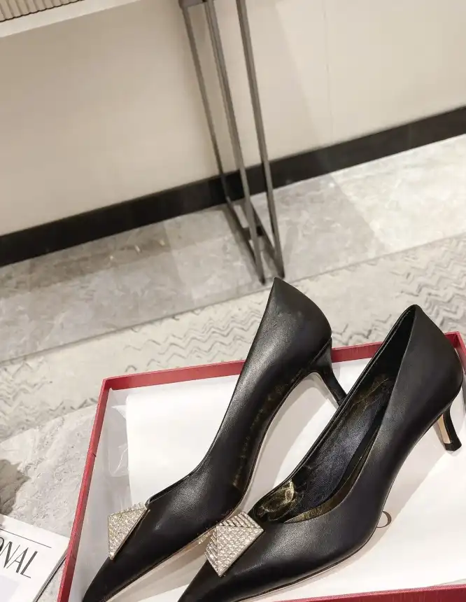 hype Valentino High Heels