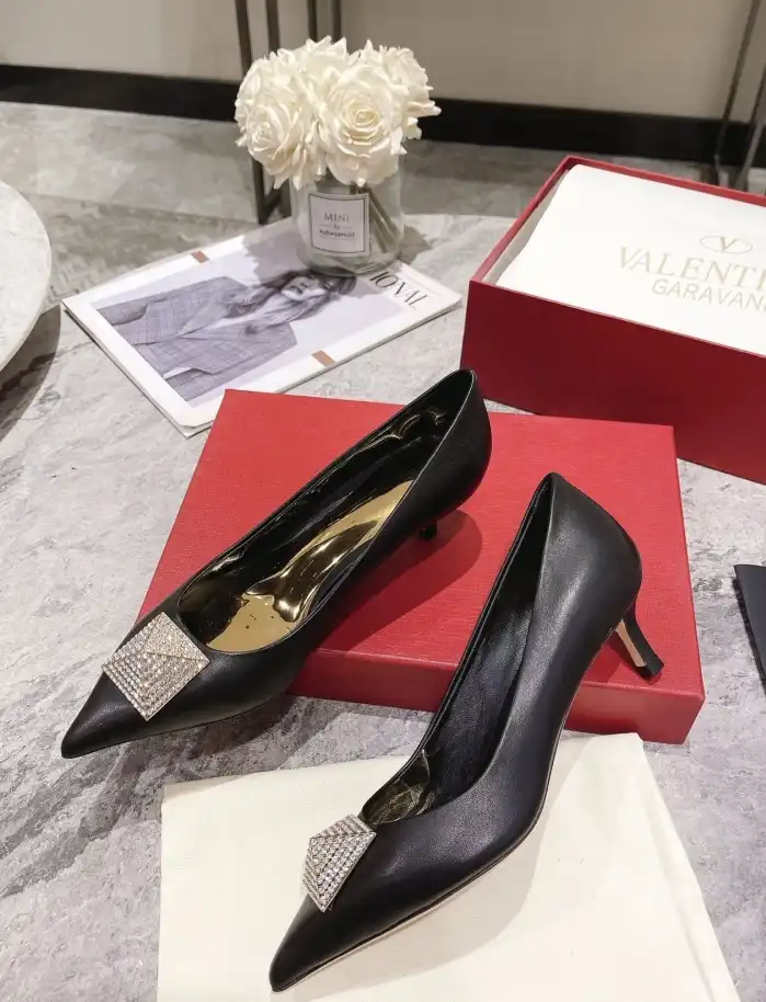 hype Valentino High Heels