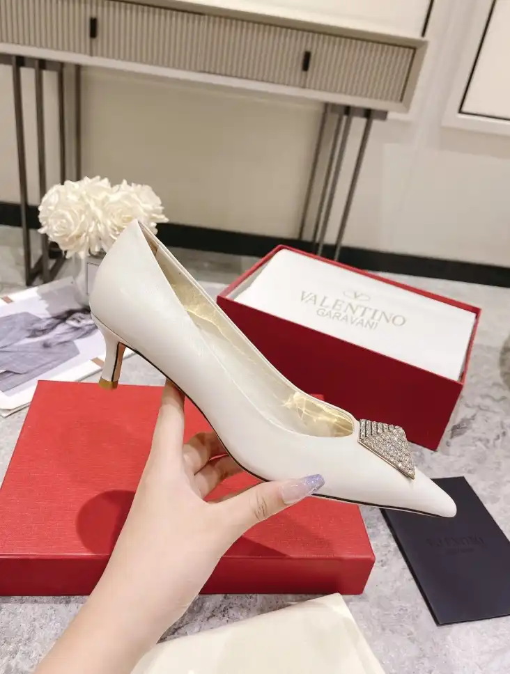 hype Valentino High Heels