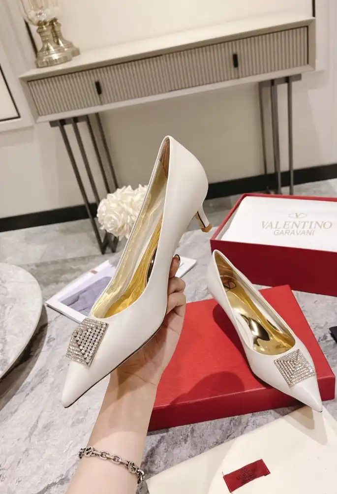 hype Valentino High Heels