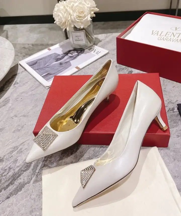 hype Valentino High Heels